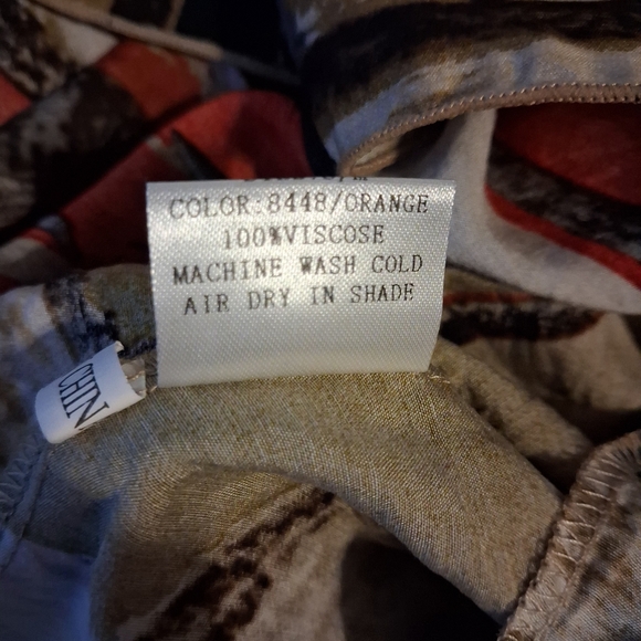 Artsy Abstract Print Short Sleeve Dress - Picture 6 of 9